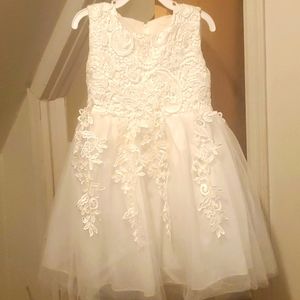 Ivory Flower girl dress,  toddler size 4